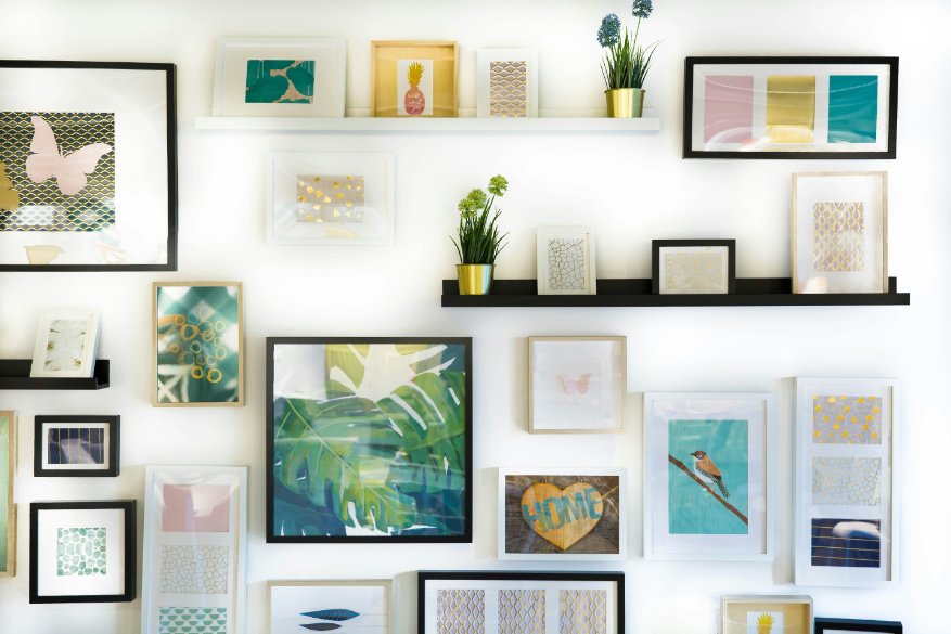 Pictures and Wall Fixings